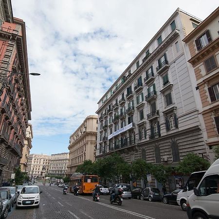 La Terra Del Sole Apartment Naples Luaran gambar