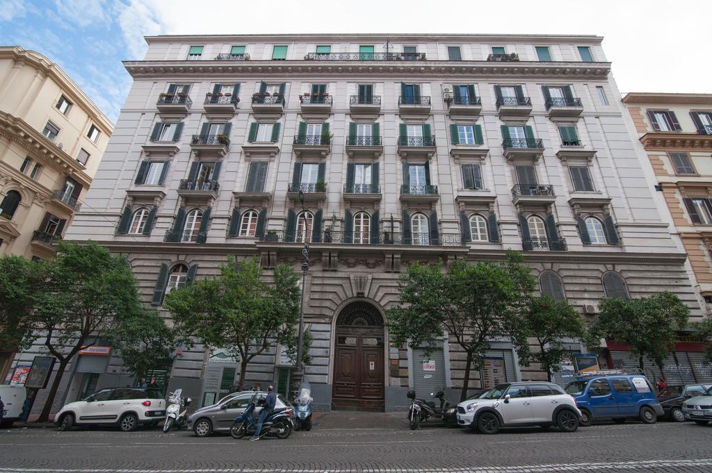 La Terra Del Sole Apartment Naples Luaran gambar