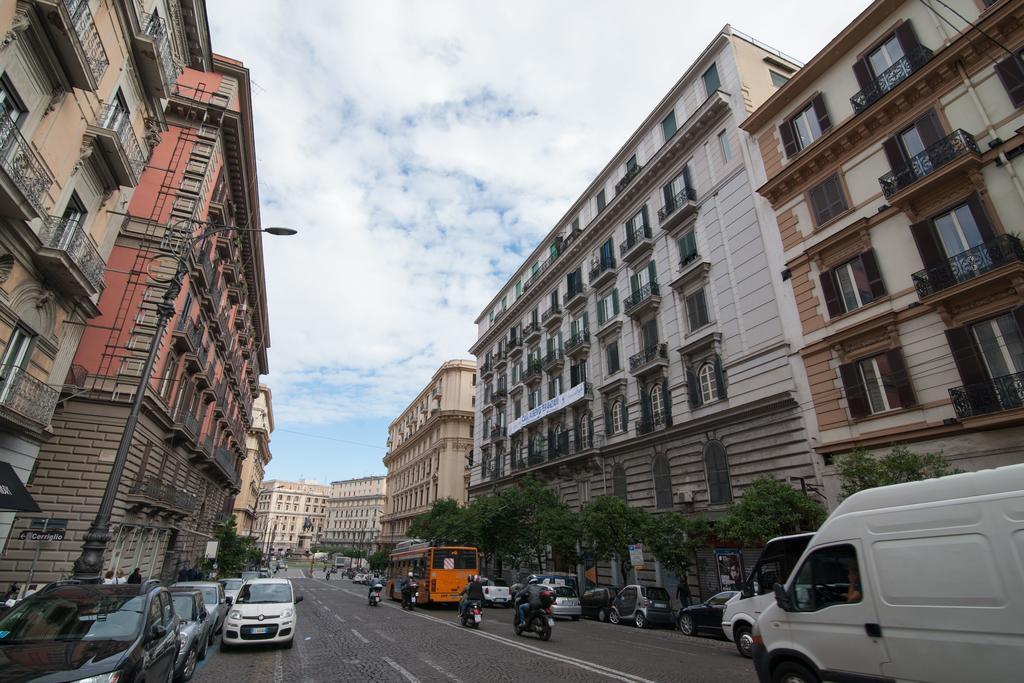 La Terra Del Sole Apartment Naples Luaran gambar