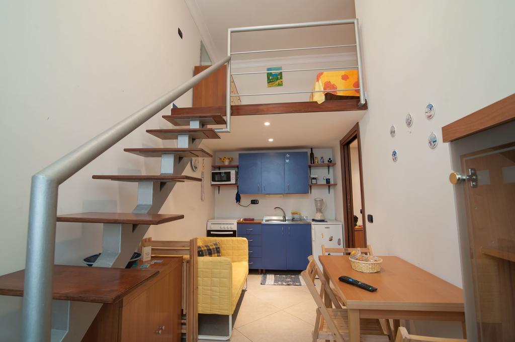 La Terra Del Sole Apartment Naples Luaran gambar