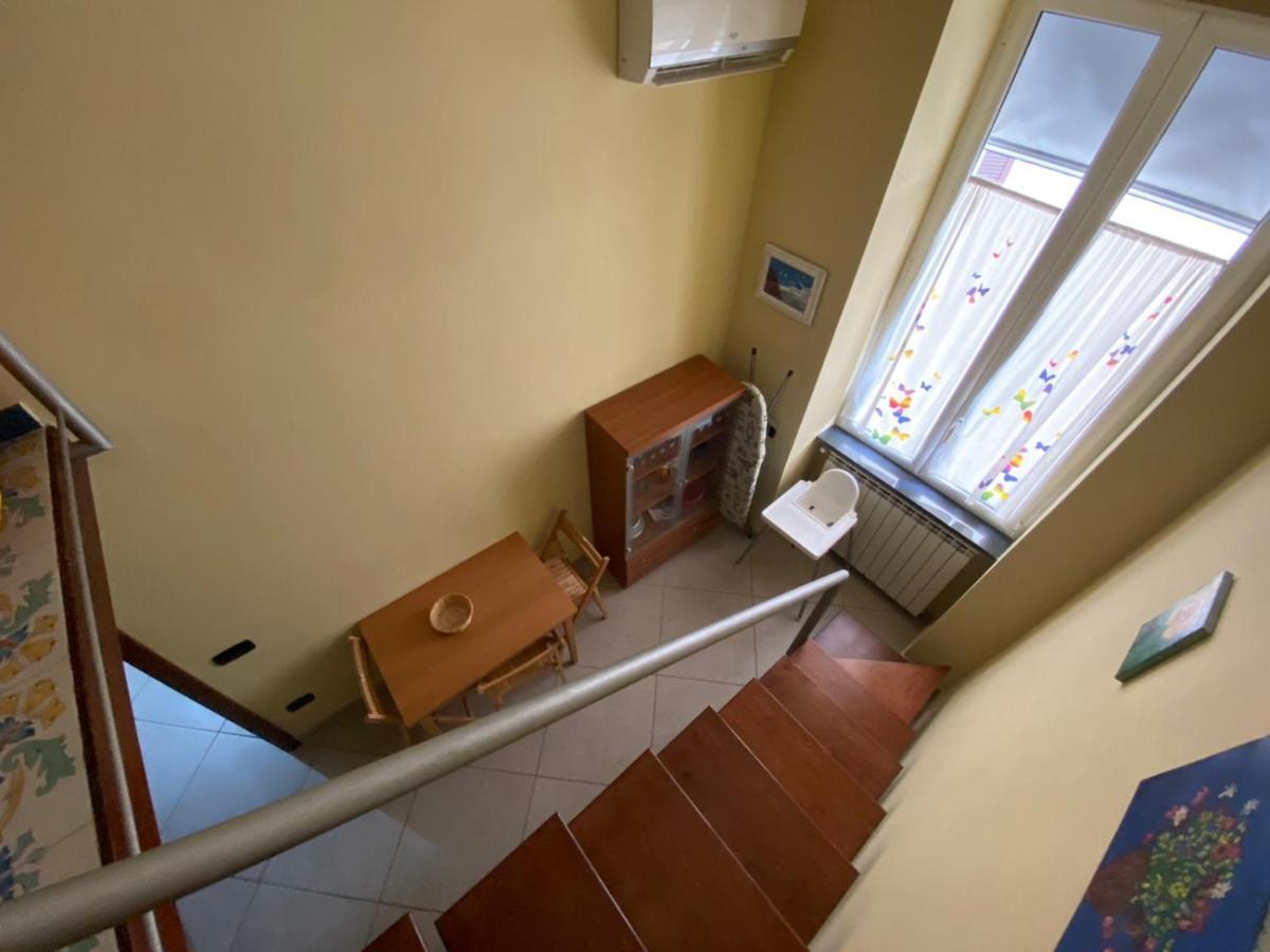 La Terra Del Sole Apartment Naples Luaran gambar
